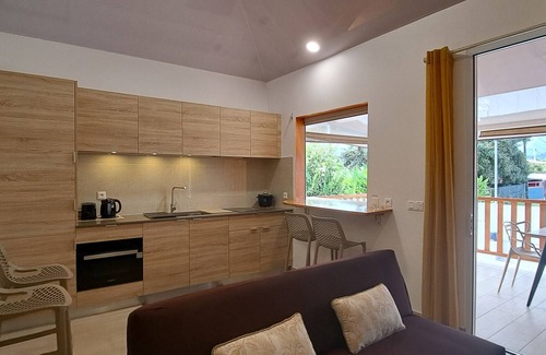 Papara House | TAHITI - Bungalow Arii