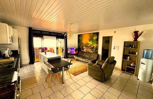 Paea House | TAHITI - The Cozy Corner