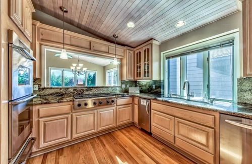 Tahoe Keys House | Tahoe Keys Breeze - Ski Lease, On Water w/Boat Dock, Hot Tub, 30-90 days!