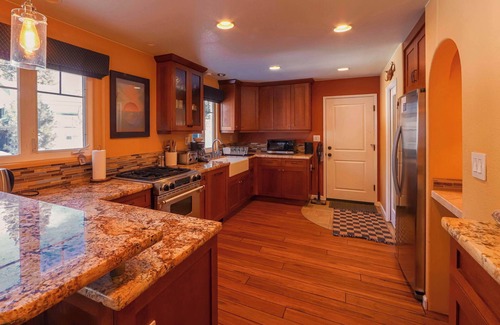 Upper Kingsbury House | Tahoe Trail Retreat - Steps from the TRT