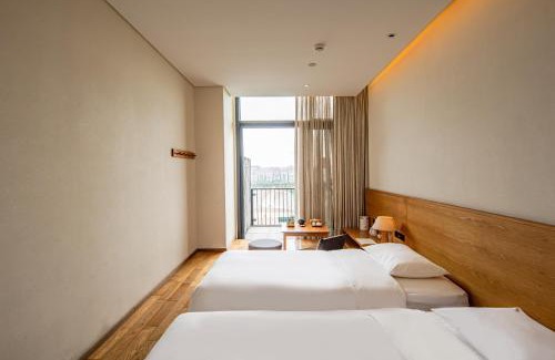 Bao'an Hotel | Taihua Wutong Hotel