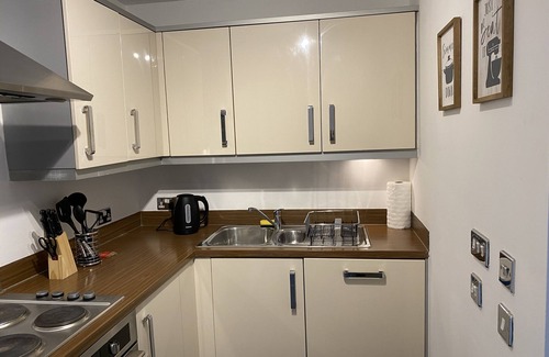 Central Milton Keynes Apartment | Tailor That Property - Fully Furnished Apartment