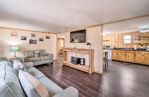 East Fultonham House | Take 5 Retreat with Hot Tub Relax, Rest, Refresh!