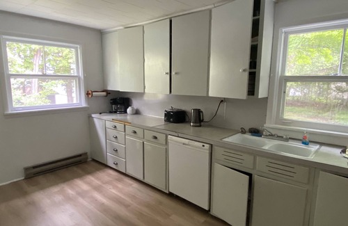 Rideau Lakes Cottage | Tall Cedars on Big Rideau Lake