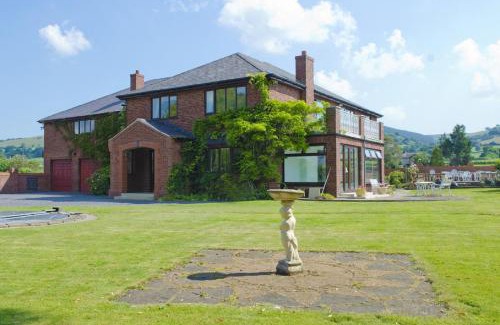 Llandyrnog House | Tall Trees