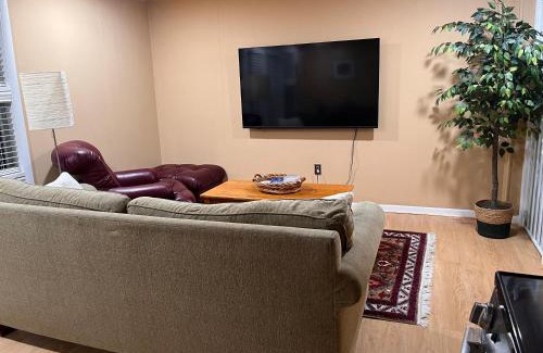 Colesville Apartment | Tamarack Home Away from Home