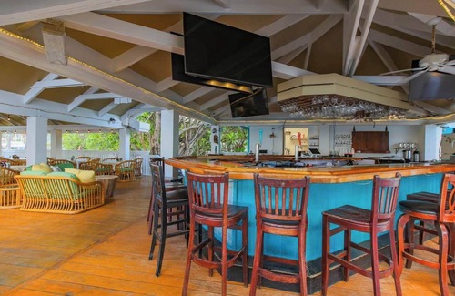 Testman Resort | Tamarind Reef Resort Spa & Marina