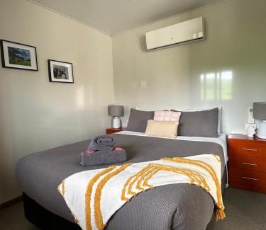 Nannup Apartment | Tanjanerup Chalets. “Clementine”