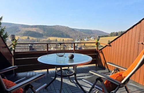 Niedersfeld Apartment | Tannenherz mit Balkon & Bergblick & Nähe Hillebachsee & 2 Schlafzimmer
