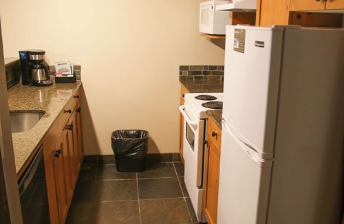 Whistler Village Condo | Tantalus #405 - 2BD