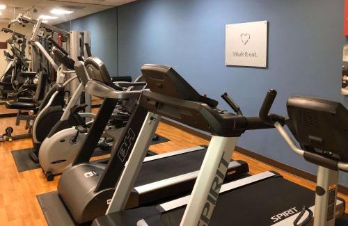Mahwah Hotel | Tapa Hotel, Inn & Suites