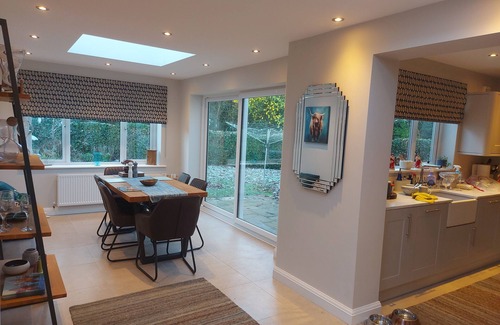 Tarporley House | Tarporley home surrounded by the Cheshire Country side. Restaurants 5 mins walk.