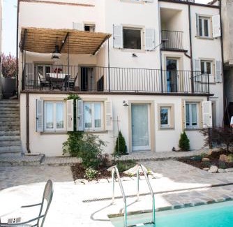 Bossolasco Villa | [TARTUFO BIANCO] Villa Althea