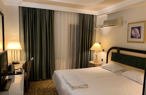 Kahta Hotel | Tas Saray Bardakci Hotel