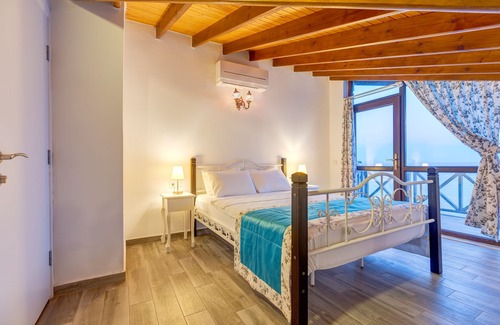Karaburun Hotel | Tasada Otel