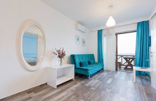 Karaburun Hotel | Tasada Otel