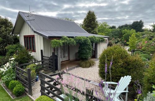 Tasman House | Tasman Village Cottage