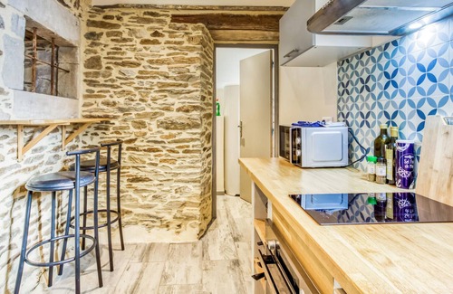 Sainte-Juliette-sur-Viaur House | Tasteful, family-friendly vacation home with private outdoor pool.
