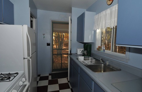 Michaywe Cottage | Tattrie's Cottage on Opal Lake