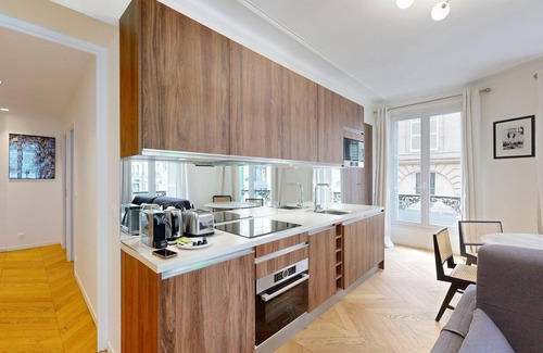 Quartier de la Porte-Saint-Denis Apartment | TBS 119 - Fabulous apartment near the Musée Grévin