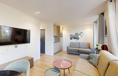 13th Arrondissement Apartment | TBS 30 - Elegant apartment in Paris
