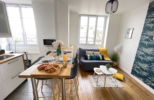 Aulnay-sous-Bois Apartment | TEA&CHILL T2 La tête dans les nuages - Proche gare