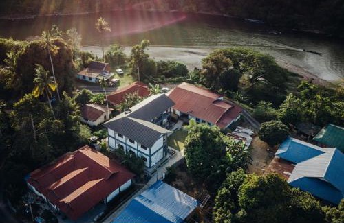 Kuala Tahan House | TEBiNG Guest House Taman Negara Malaysia Kuala Tahan