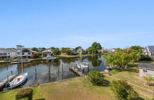Colington Harbour House | Tech na Mara