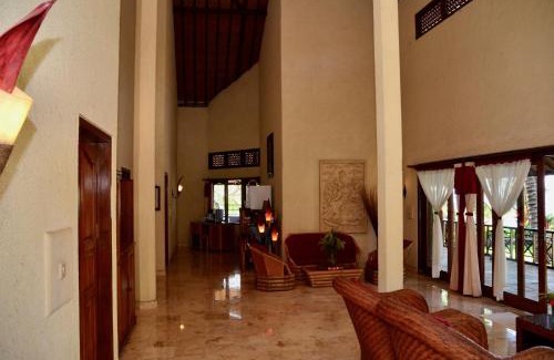 Sambirenteng Villa | Teluk Indah Beach & Pool Villa