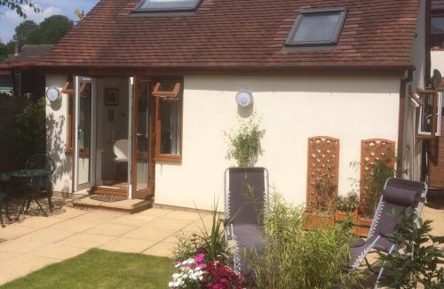 Ludlow House | Temeside Garden House