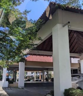 Balok Apartment | Tenang At Samsuria Beach Apartment