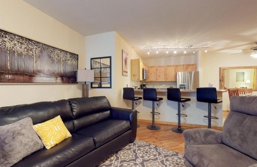 Mountain House Apartment | Tenderfoot Lodge 2 Bedroom In Keystone