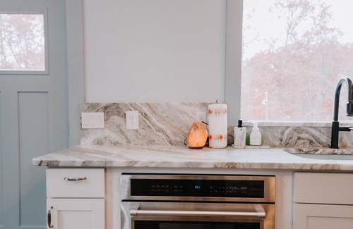Muddy Pond Apartment | Tennessee Dream Getaway