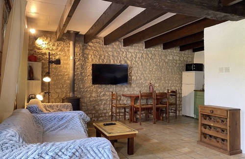 Juignac Cottage | Tennis Court, Pool, and amazing views