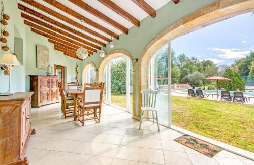 Tarraula Villa | Tennis Villa Rosalia