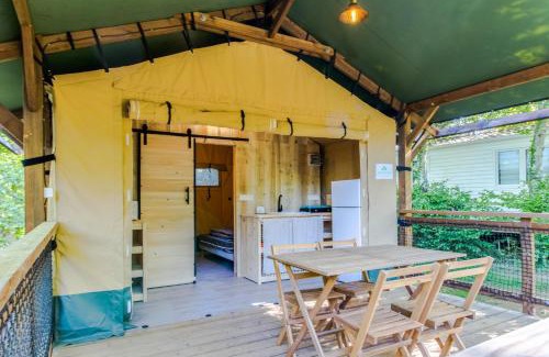 Saint-Martial-de-Nabirat Other | Tente Lodge 2 personnes