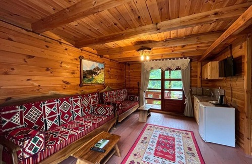 Findikli Hotel | Teona Caglayan Bungalov