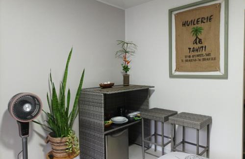Taiarapu-Ouest House | Teonetere Iti