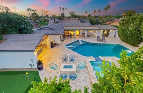 Paradise Valley Village House | Tequila Time Retreat - 5BR Near Golf with Pool & Spa