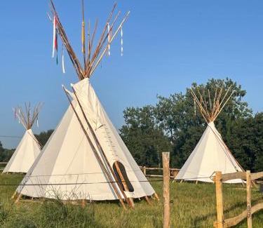 Trebry Other | Terra-Tipike, Tipi à la ferme entre Terre et Mer