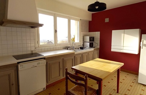 Bagneres-de-Bigorre Apartment | Terrace, Garden, Apartment 80m², mountain view, wifi, office
