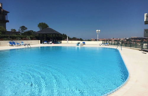 Bidart Apartment | TERRACE POOL APARTMENT 1 MIN BEACH AND GOLF COURSE
