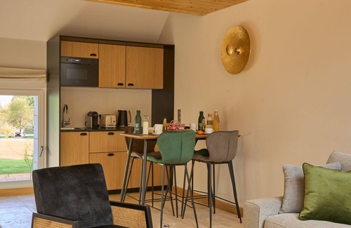 Ballan-Mire Apartment | Terrace Suite 3 at the Domaine de la Commanderie de Ballan