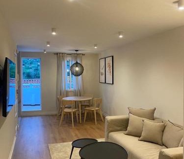 Betanzos Old Town Apartment | Terraza as Travesas
