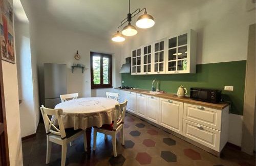 Gavirate Apartment | Terrazza Mirabella