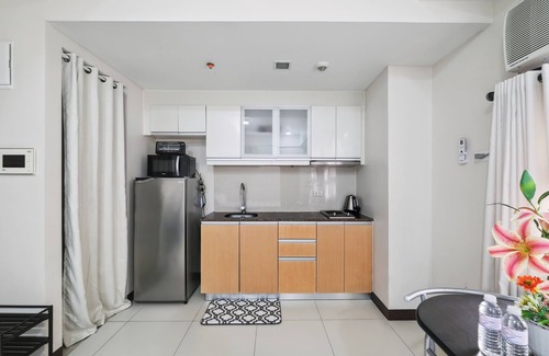 Pasay Condo | Tess and Tessha Condotel near T3 Airport