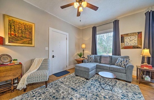 Texarkana House | Texarkana Pet-Friendly Pad with Fenced Backyard
