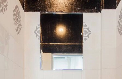 Wang Burapha Phirom Hotel | Double Room with good breakfast in BKK