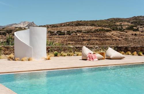 Naxos Villa | Thalelion 3 bedroom Villas with private pool and Jacuzzi