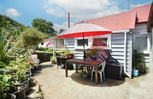 Thames Cottage | Thames Seaview Cottage